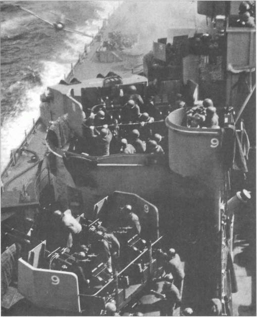 Иллюстрация к книге — Камикадзе. "Божественный ветер" в истории Японии [i_178.jpg]