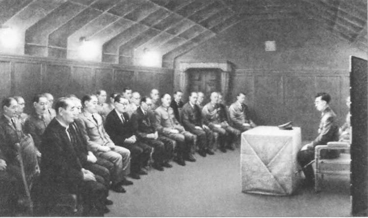 Иллюстрация к книге — Камикадзе. "Божественный ветер" в истории Японии [i_245.jpg]