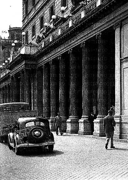 Иллюстрация к книге — Здесь был Рим. Современные прогулки по древнему городу [i_069.jpg]