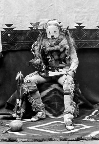 Иллюстрация к книге — Сила шаманов. Боевая и лечебная магия индейцев Дикого Запада [i_073.jpg]