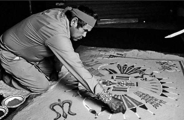 Иллюстрация к книге — Сила шаманов. Боевая и лечебная магия индейцев Дикого Запада [i_078.jpg]