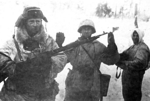 Иллюстрация к книге — Неизвестные солдаты. Сражения на внешнем фронте блокады Ленинграда [i_065.jpg]