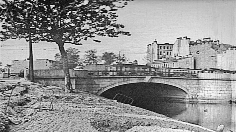 Иллюстрация к книге — Неизбирательное сродство [i_036.jpg]