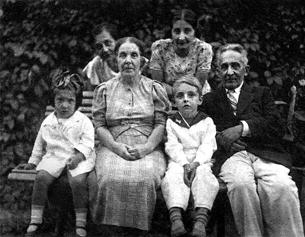 Иллюстрация к книге — Сабанеев мост [i_004.jpg]