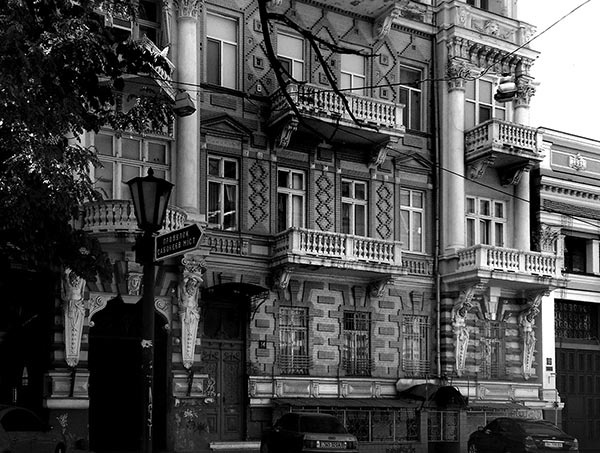 Иллюстрация к книге — Сабанеев мост [i_006.jpg]