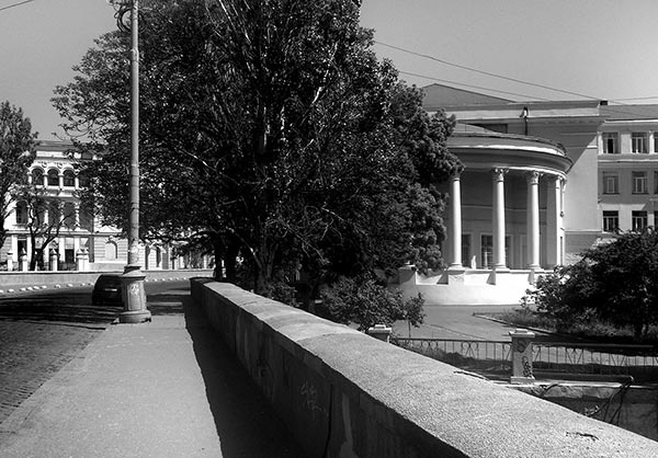 Иллюстрация к книге — Сабанеев мост [i_007.jpg]