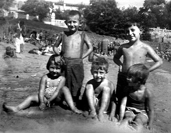 Иллюстрация к книге — Сабанеев мост [i_009.jpg]