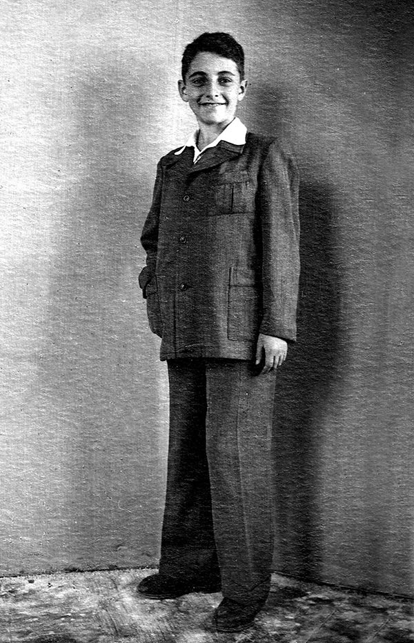 Иллюстрация к книге — Сабанеев мост [i_026.jpg]