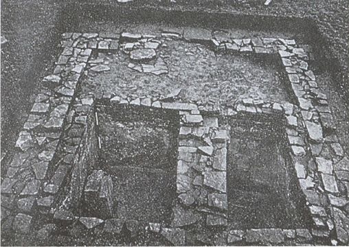 Иллюстрация к книге — Римский воин [i_025.jpg]