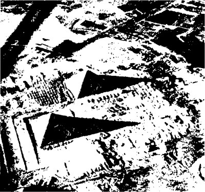 Иллюстрация к книге — Боевая машина Гизы [i_009.jpg]