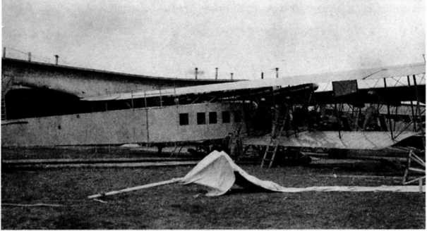 Иллюстрация к книге — "Илья Муромец". Гордость русской авиации [i_060.jpg]