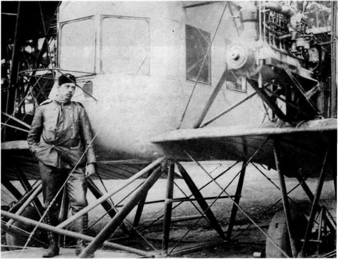 Иллюстрация к книге — "Илья Муромец". Гордость русской авиации [i_077.jpg]