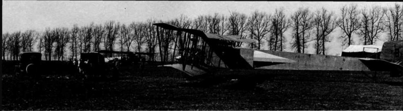 Иллюстрация к книге — "Илья Муромец". Гордость русской авиации [i_187.jpg]