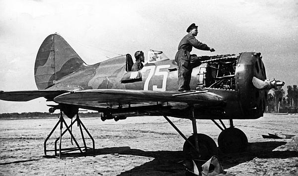 Иллюстрация к книге — 1941. "Сталинские соколы" против Люфтваффе [autogen_ebook_id244.jpg]