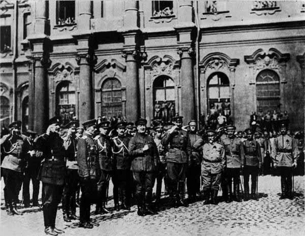 Иллюстрация к книге — Пинхас Рутенберг. От террориста к сионисту. Том I: Россия – первая эмиграция (1879–1919) [i_063.jpg]