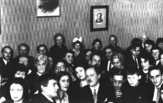 Иллюстрация к книге — Писатели и советские вожди [i_007.jpg]