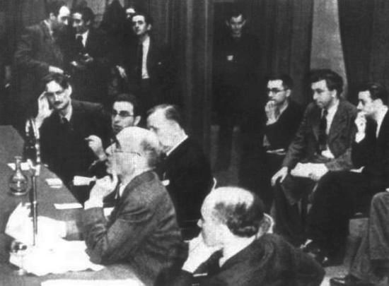 Иллюстрация к книге — Писатели и советские вожди [i_043.jpg]