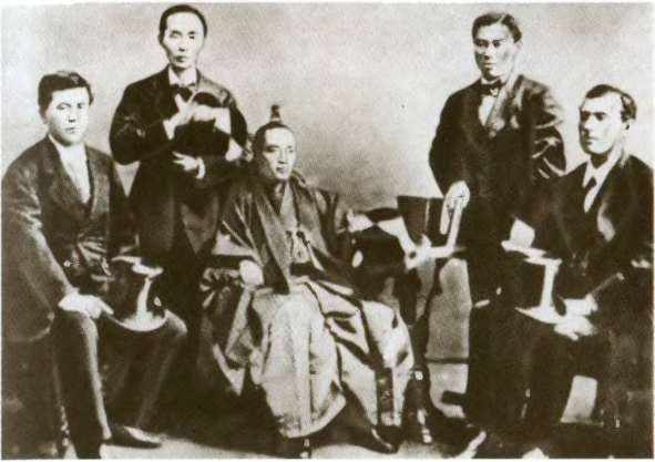 Иллюстрация к книге — Повседневная жизнь Японии в эпоху Мэйдзи [i_008.jpg]