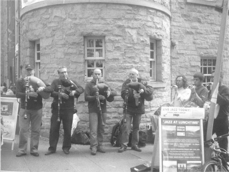 Иллюстрация к книге — Эдинбург. История города [pic23.jpg]