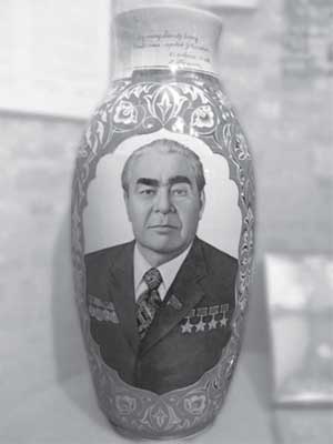 Иллюстрация к книге — Российская история в лицах [i_146.jpg]