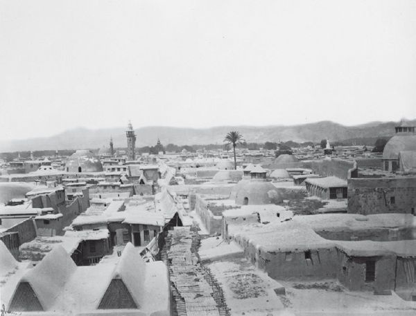 Иллюстрация к книге — История ислама. Исламская цивилизация от рождения до наших дней [i_044.jpg]