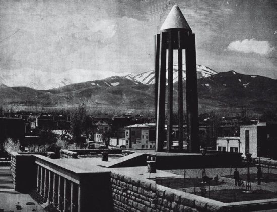 Иллюстрация к книге — История ислама. Исламская цивилизация от рождения до наших дней [i_088.jpg]