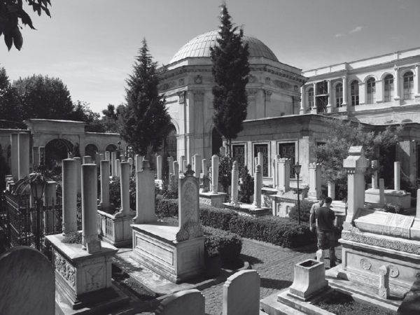 Иллюстрация к книге — История ислама. Исламская цивилизация от рождения до наших дней [i_224.jpg]