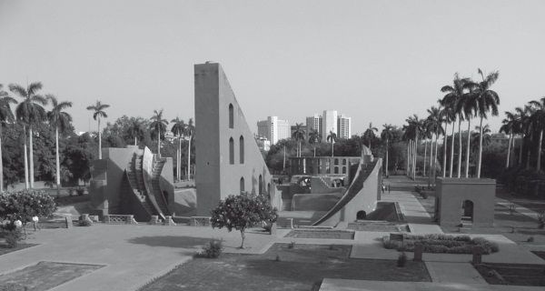 Иллюстрация к книге — История ислама. Исламская цивилизация от рождения до наших дней [i_281.jpg]