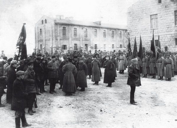 Иллюстрация к книге — История ислама. Исламская цивилизация от рождения до наших дней [i_354.jpg]