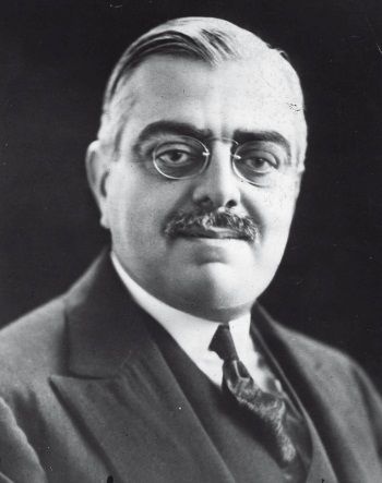 Иллюстрация к книге — История ислама. Исламская цивилизация от рождения до наших дней [i_364.jpg]