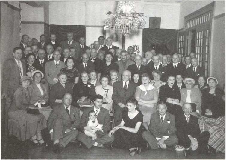 Иллюстрация к книге — Русский Сан-Франциско [i_039.jpg]