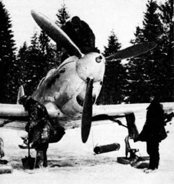 Иллюстрация к книге — "Яки" против "мессеров". Кто кого? [pic_13.jpg]