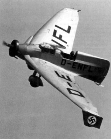 Иллюстрация к книге — Me 163 "Komet" – истребитель "Летающих крепостей" [i_009.jpg]