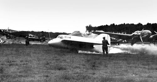 Иллюстрация к книге — Me 163 "Komet" – истребитель "Летающих крепостей" [i_014.jpg]