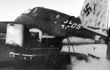 Иллюстрация к книге — Me 163 "Komet" – истребитель "Летающих крепостей" [i_034.jpg]