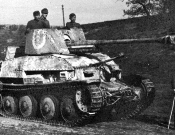 Иллюстрация к книге — Артиллерия Вермахта [i_044.jpg]