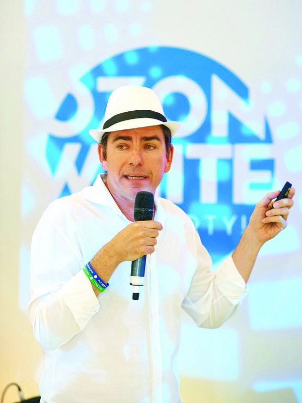 Иллюстрация к книге — Бизнес - это страсть. Идем вперед! 35 принципов от топ-менеджера Оzоn.ru [i_121.jpg]