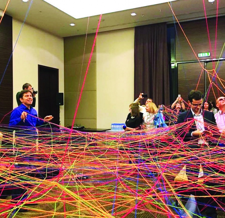 Иллюстрация к книге — Бизнес - это страсть. Идем вперед! 35 принципов от топ-менеджера Оzоn.ru [i_123.jpg]