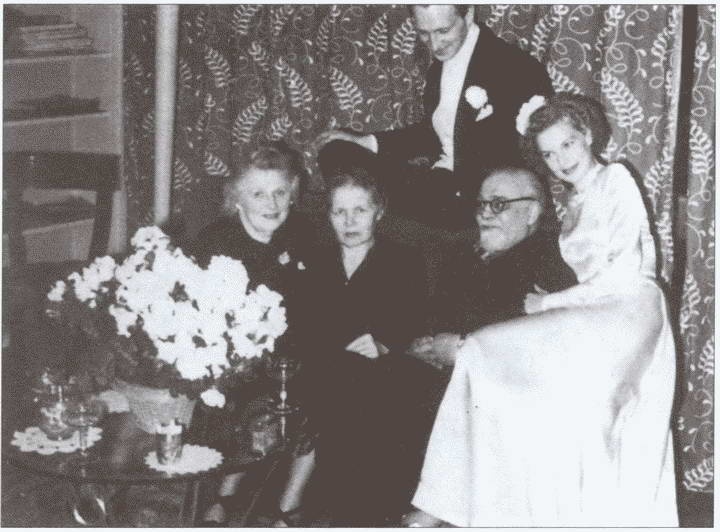 Иллюстрация к книге — Командоры полярных морей [i_007.jpg]