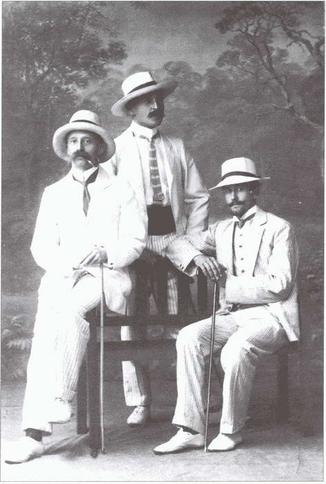 Иллюстрация к книге — Командоры полярных морей [i_033.jpg]