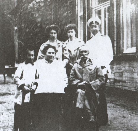 Иллюстрация к книге — Загадка гибели шхуны "Святая Анна" [i_005.jpg]