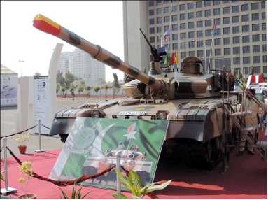 Иллюстрация к книге — Все китайские танки. "Бронированные драконы" Поднебесной [i_110.jpg]