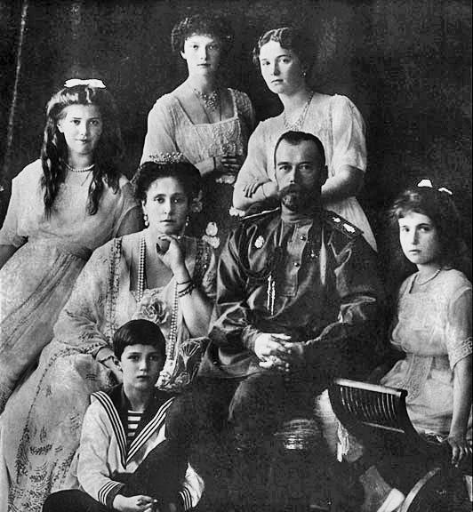 Иллюстрация к книге — Тайны на крови. Триумф и трагедии Дома Романовых [autogen_ebook_id6.jpg]