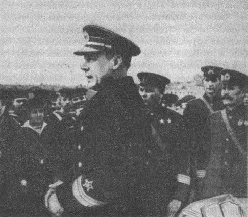 Иллюстрация к книге — 1941 год на Балтике. Подвиг и трагедия [i_045.jpg]