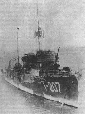 Иллюстрация к книге — 1941 год на Балтике. Подвиг и трагедия [i_055.jpg]