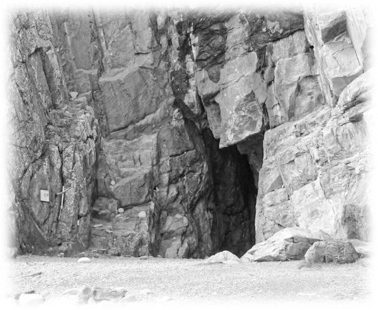 Иллюстрация к книге — Сокровища святых. Рассказы о святости [i_066.jpg]