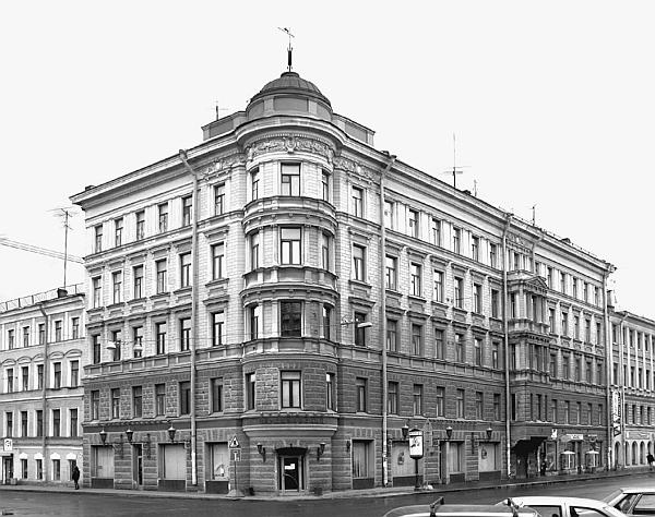 Иллюстрация к книге — Улица Марата и окрестности [_08.jpg]