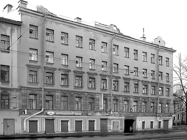 Иллюстрация к книге — Улица Марата и окрестности [_112.jpg]