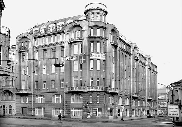 Иллюстрация к книге — Улица Марата и окрестности [_52.jpg]