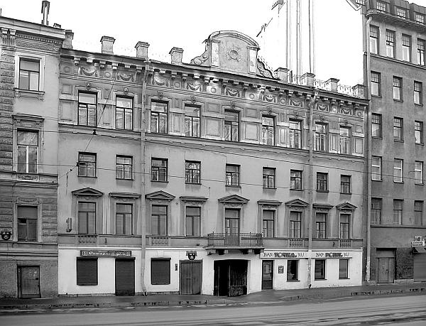 Иллюстрация к книге — Улица Марата и окрестности [_69.jpg]